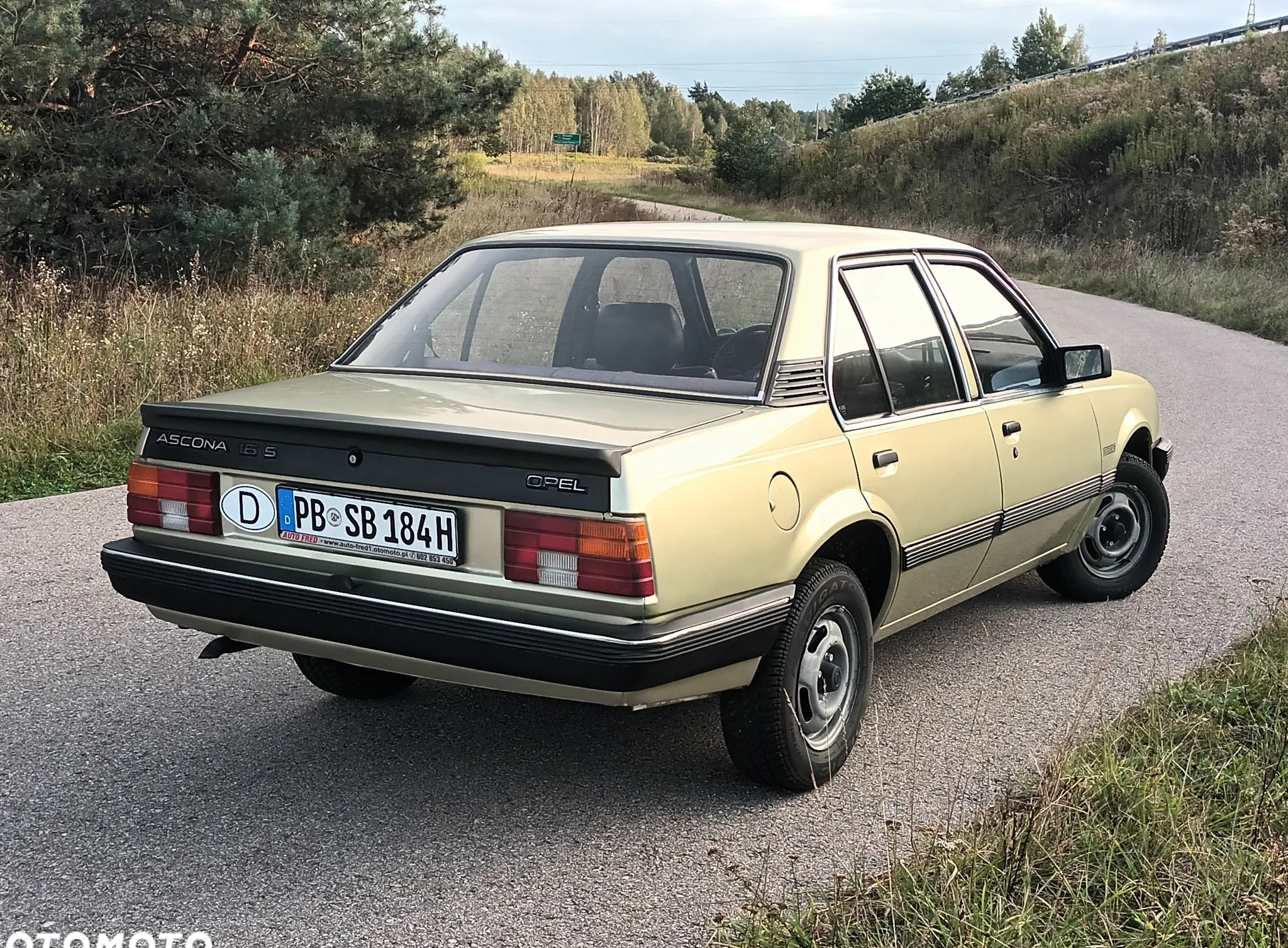 Opel Ascona cena 13900 przebieg: 141700, rok produkcji 1984 z Końskie małe 631